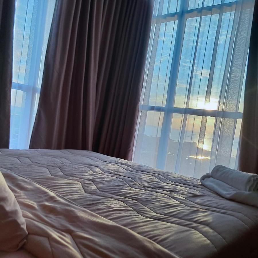 Sleptopia At Formosa Residence New Best Cozy Place In Town Nagoya Exteriör bild
